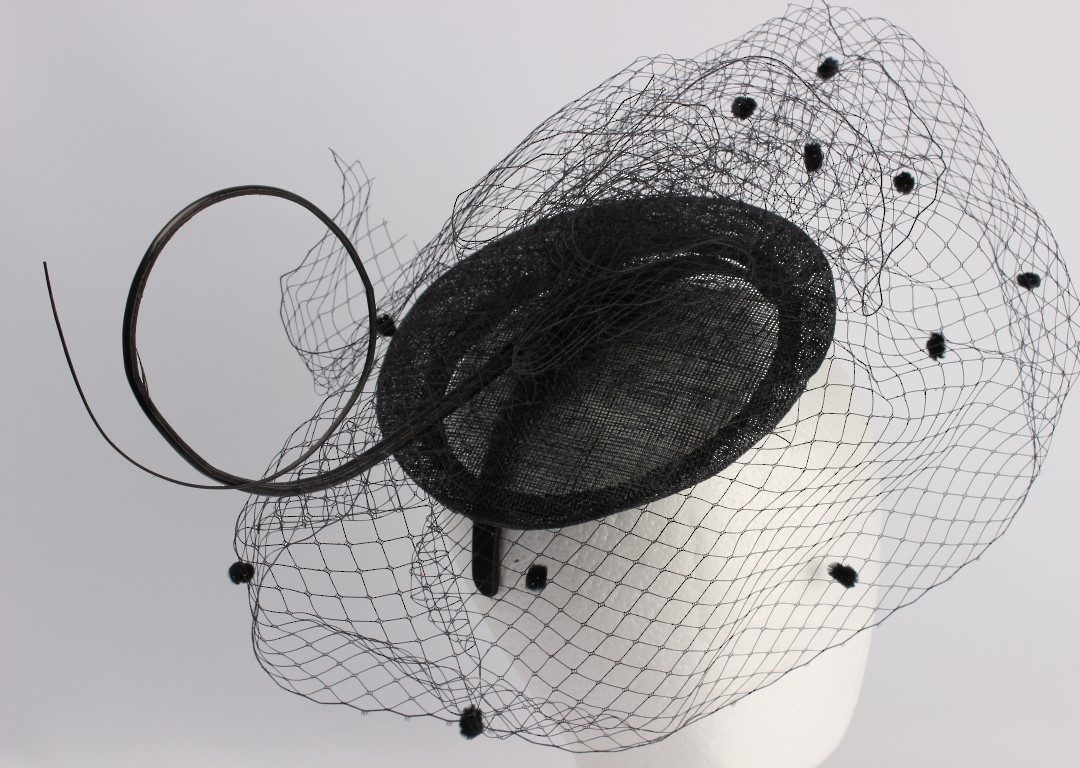 Hatinator with sinamay base,dotted net and twig black Style: HS/1357 image 0